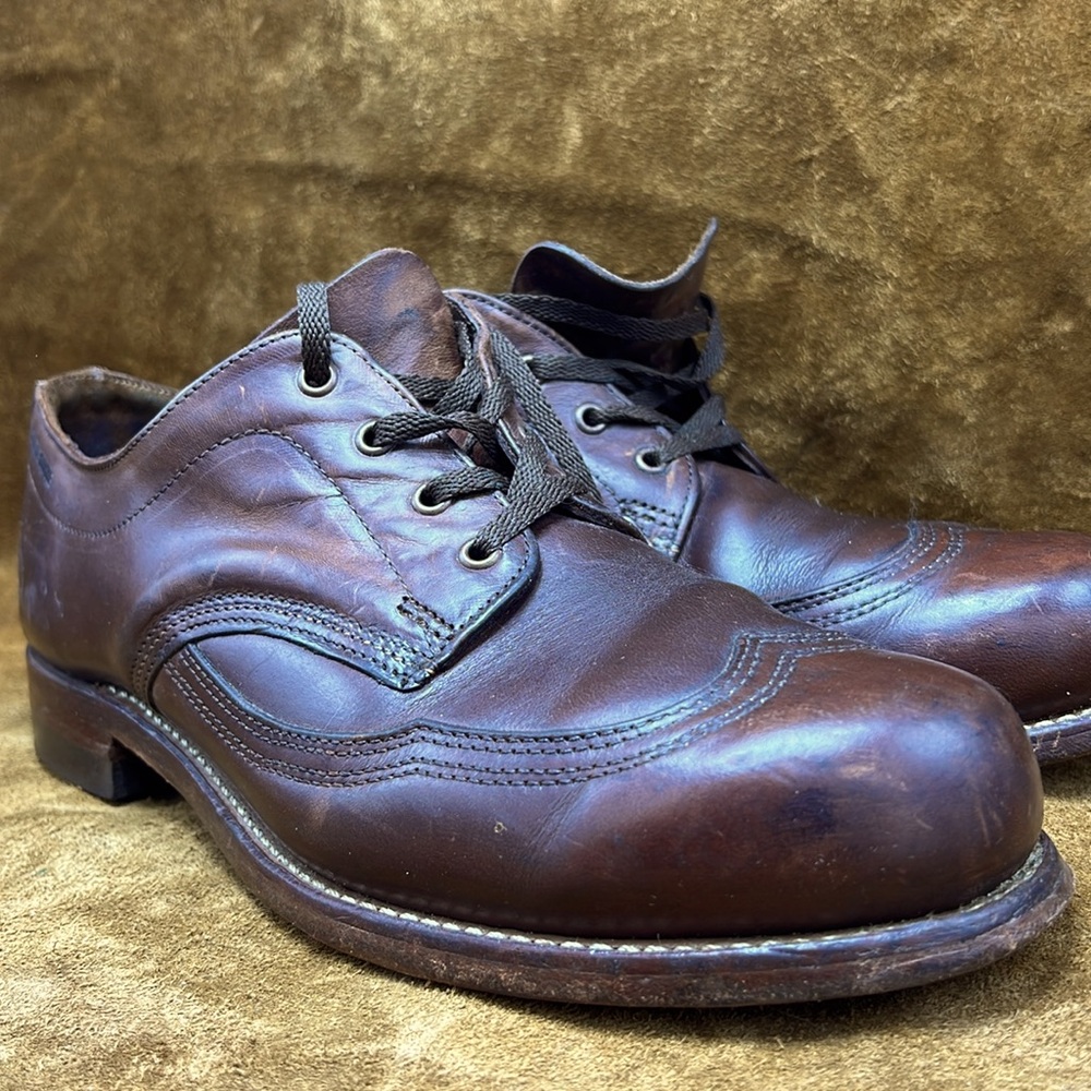 Wolverine 1000 Mile Brown Wingtip Shoes - Picture 8 of 8
